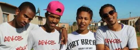 Artists, would you like us to give you more publicity?